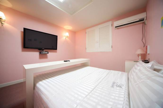 Imagen de la habitación del Hotel A Iksan. Foto 8