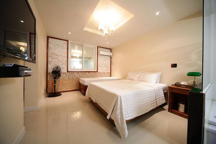 Imagen de la habitación del Hotel A Iksan. Foto 17