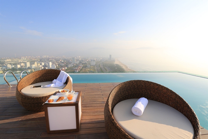 Imagen general del Hotel A La Carte Da Nang Beach. Foto 2