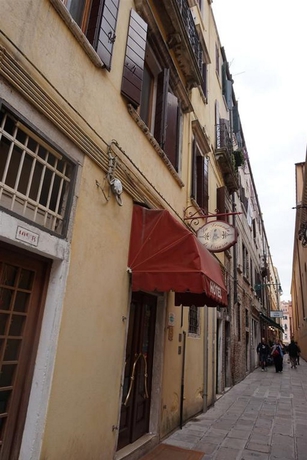 Imagen general del Hotel A La Locanda Di Orsaria. Foto 6