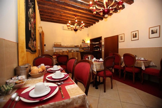 Imagen general del Hotel A La Locanda Di Orsaria. Foto 3