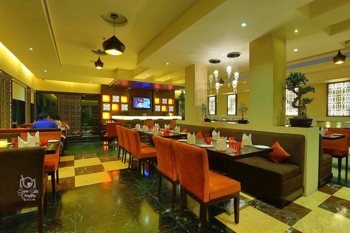 Imagen del bar/restaurante del Hotel A\' Ludhiana. Foto 11