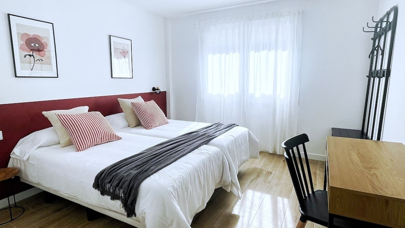 Imagen de la habitación del Hotel A Marisma Hostal. Foto 11