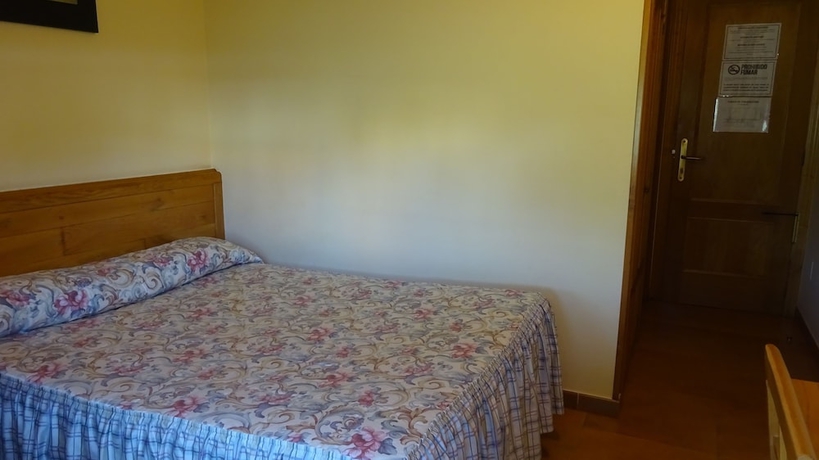 Imagen de la habitación del Hotel A Marisqueira Ia Coruña Airport. Foto 9