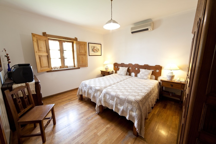 Imagen de la habitación del Hotel A. Montesinho. Foto 10