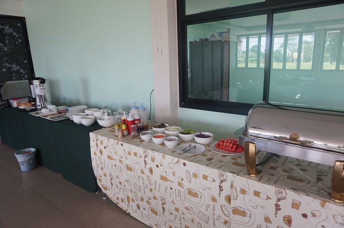 Imagen de la habitación del Hotel A Nice Resort and Villa. Foto 5