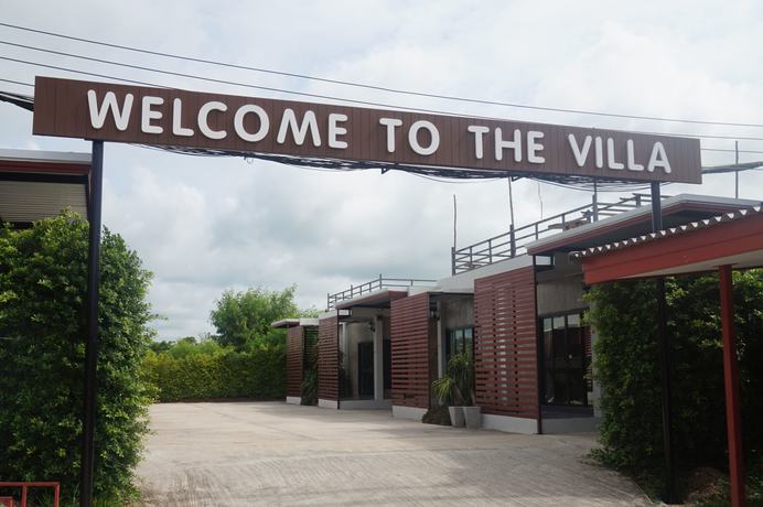 Imagen del bar/restaurante del Hotel A Nice Resort and Villa. Foto 2