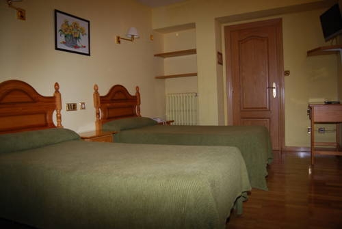 Imagen general del Hotel A Nieu. Foto 7