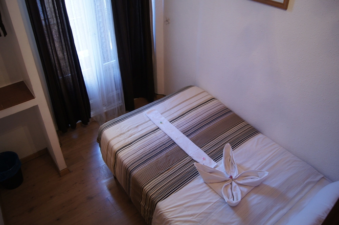 Imagen de la habitación del Hotel A Nuestra Señora de La Paloma. Foto 6