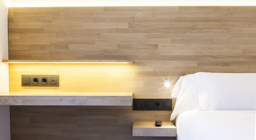 Imagen de la habitación del Hotel A Pamplona. Foto 10