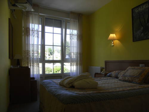 Imagen de la habitación del Hotel A Pedra, Carino. Foto 13