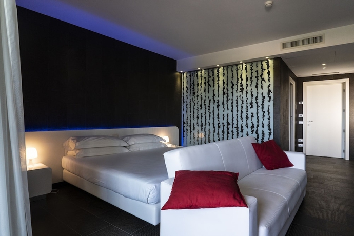 Imagen de la habitación del Hotel A Point Porto Ercole Resort and Spa. Foto 2