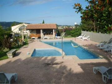 Imagen de la piscina del Hotel A Queimada, Nigr&aacute;n. Foto 11