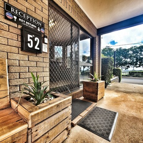 Imagen general del Hotel A Raceview Motor Inn. Foto 2