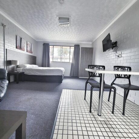 Imagen de la habitación del Hotel A Raceview Motor Inn. Foto 38