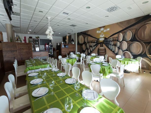 Imagen del bar/restaurante del Hotel A Roldana. Foto 4