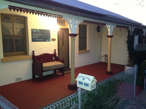 Imagen general del Hotel A Settler's Cottage. Foto 16