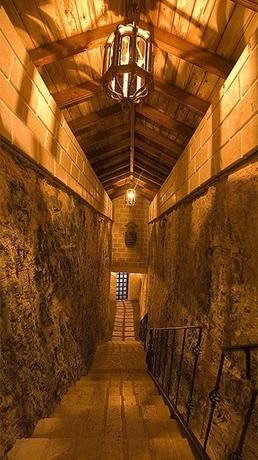 Imagen de los interiores del Hotel A Stone's Throw Away. Foto 8