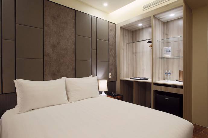 Imagen de la habitación del Hotel A . Tainan. Foto 11