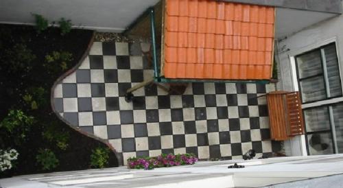 Imagen de la habitación del Hotel A Train. Foto 11