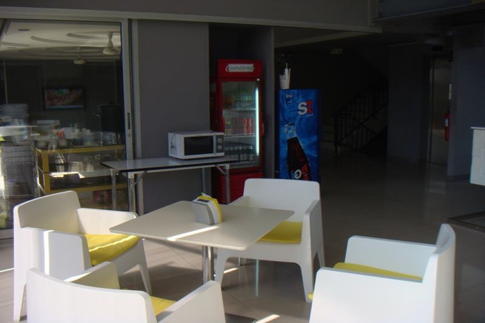 Imagen del bar/restaurante del Hotel A+, Ubon Ratchathani Ciudad. Foto 7