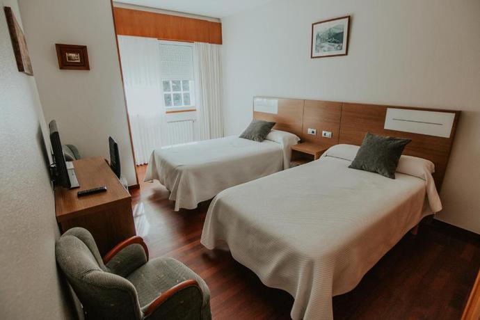 Imagen de la habitación del Hotel A Veiga. Foto 5
