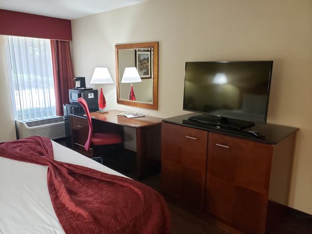 Imagen de la habitación del Hotel A Victory And Suites. Foto 5