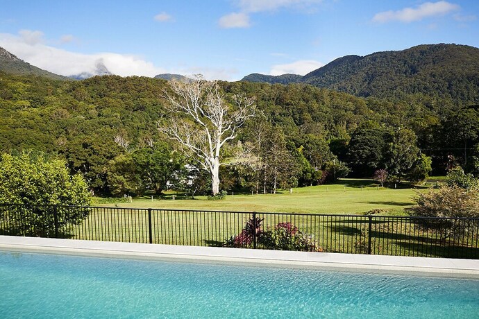 Imagen de la piscina del Hotel A View Of Mt Warning Bandb. Foto 38