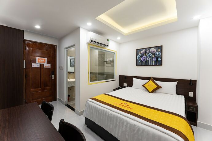 Imagen de la habitación del Hotel A Villa. Foto 19
