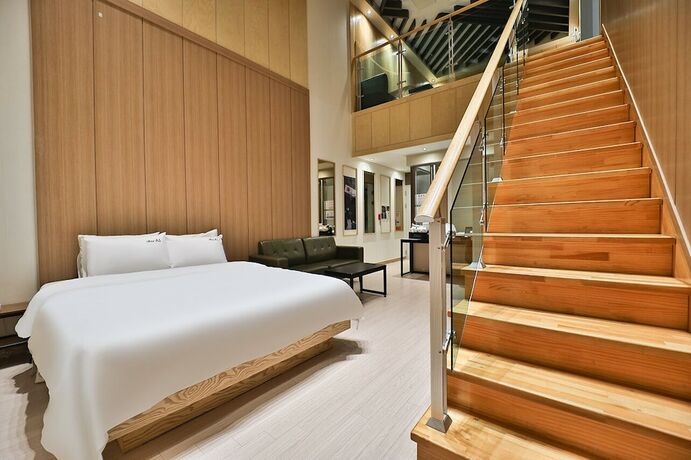 Imagen de la habitación del Hotel A1 Jukdo. Foto 17