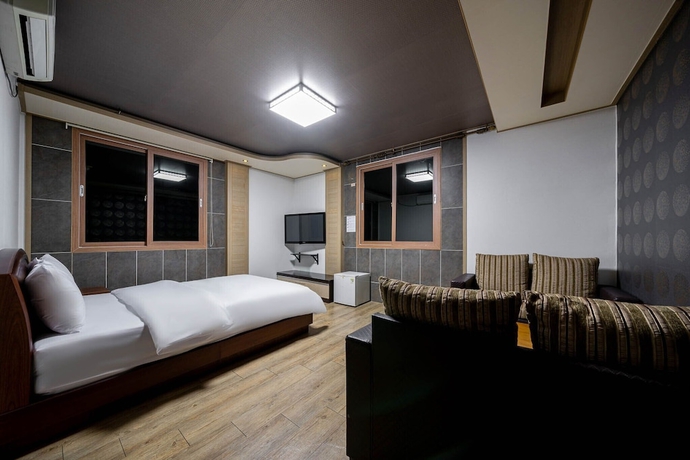 Imagen de la habitación del Hotel A1, Mokpo. Foto 2