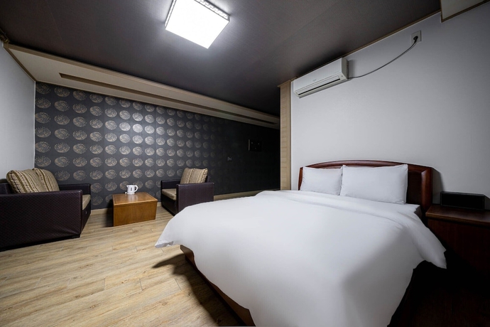 Imagen de la habitación del Hotel A1, Mokpo. Foto 3