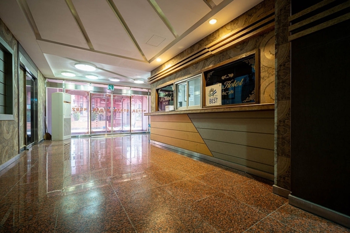 Imagen de los interiores del Hotel A1, Mokpo. Foto 18