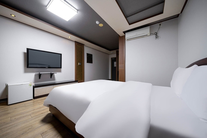 Imagen de la habitación del Hotel A1, Mokpo. Foto 14