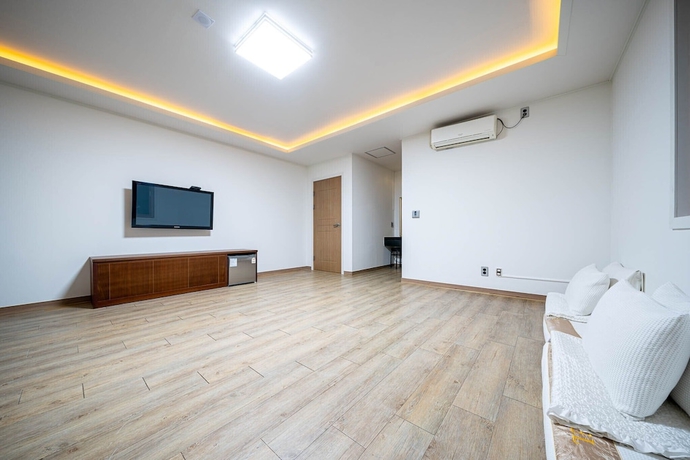 Imagen de la habitación del Hotel A1, Mokpo. Foto 16