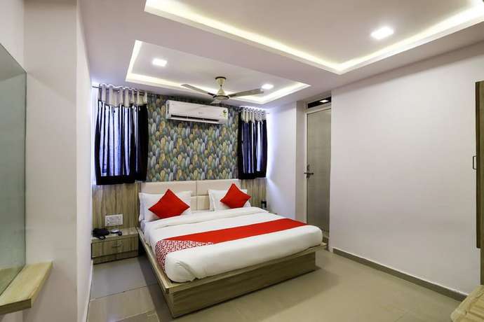 Imagen de la habitación del Hotel A1, Navrangpura. Foto 4
