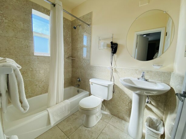 Imagen de la habitación del Hotel A1A Super Inn. Foto 18