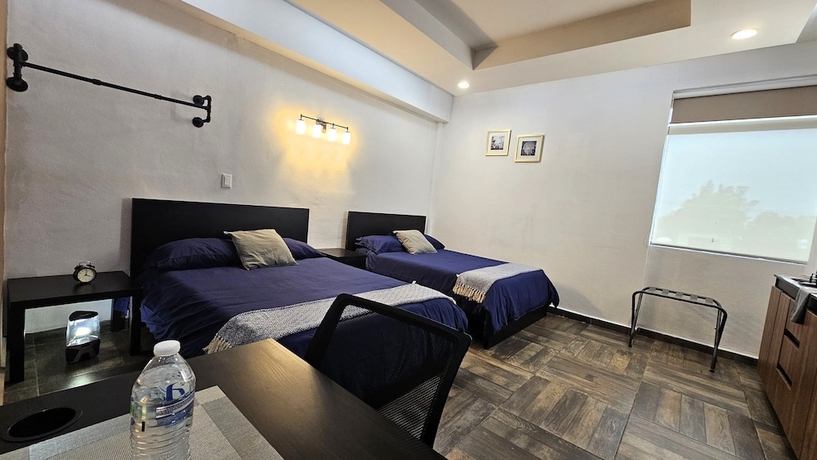 Imagen general del Hotel A21 Full Suite MiniDept at Plaza Acequia. Foto 1