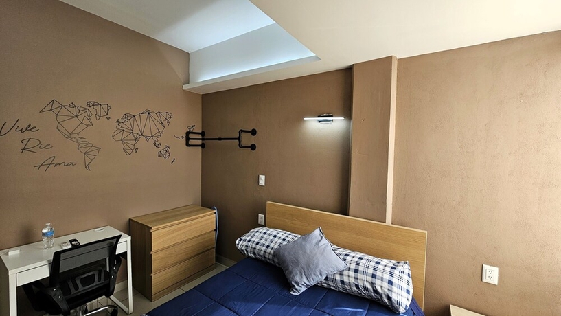 Imagen de la habitación del Hotel A25 Full Suite MiniDept at Plaza Acequia. Foto 12