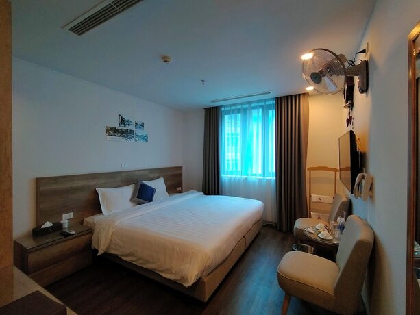 Imagen de la habitación del Hotel A25 - Hoang Dao Thuy. Foto 32