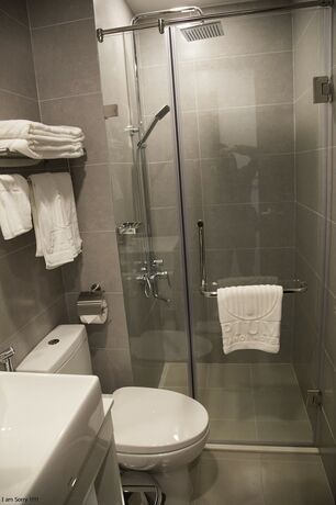 Imagen de la habitación del Hotel A25 - Hoang Dao Thuy. Foto 37