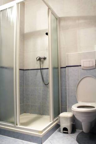 Imagen de la habitación del Hotel A3. Foto 7