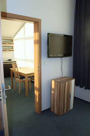 Imagen de la habitación del Hotel A3. Foto 13