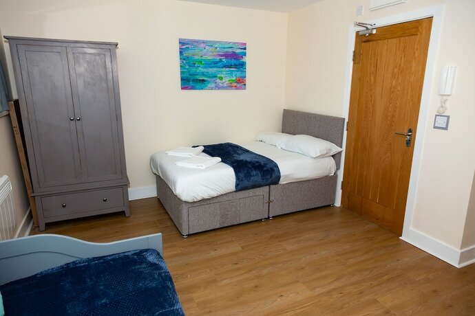 Imagen de la habitación del Hotel AA Alexander House. Foto 18