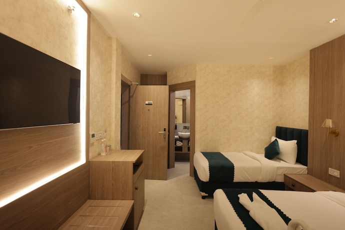 Imagen de la habitación del Hotel AASHRAYA VRINDAVAN. Foto 3