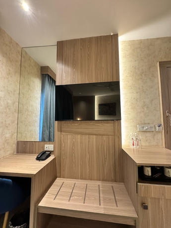 Imagen de la habitación del Hotel AASHRAYA VRINDAVAN. Foto 5