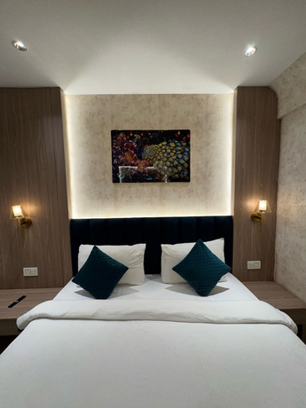Imagen de la habitación del Hotel AASHRAYA VRINDAVAN. Foto 10