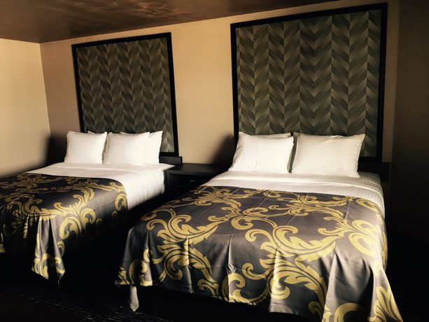Imagen de la habitación del Hotel AArya By Niagara Fashion Outlets. Foto 7
