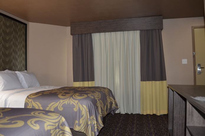 Imagen de la habitación del Hotel AArya By Niagara Fashion Outlets. Foto 9