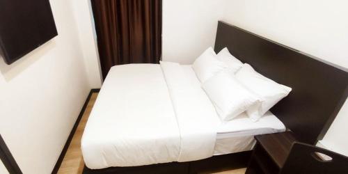 Imagen de la habitación del Hotel ABA. Foto 18
